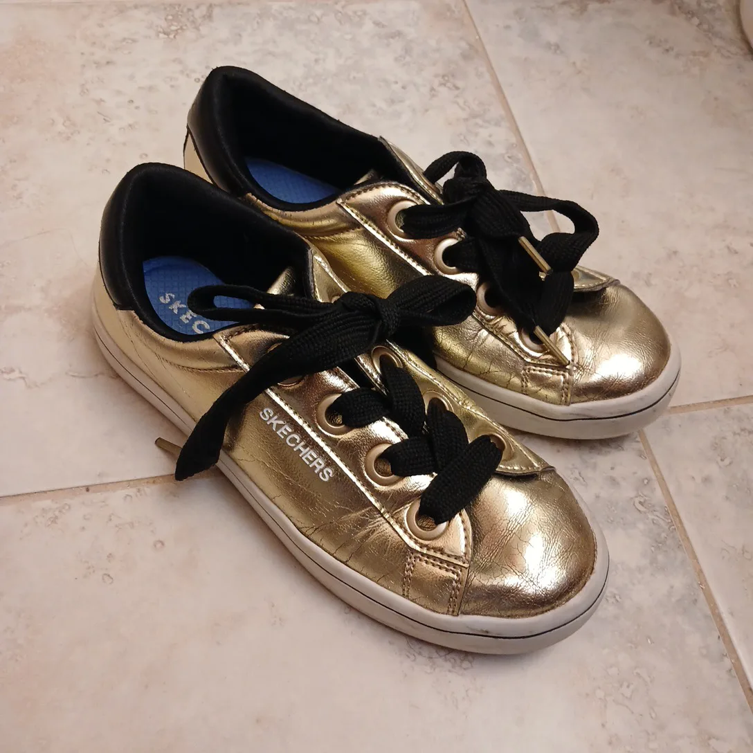 Gold Skechers Sneakers shoes image indicator(2)