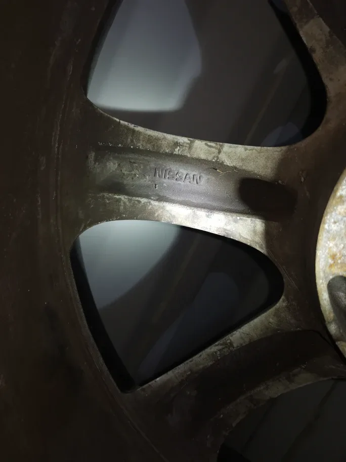 Infinity OEM 18" Alloy Wheel image indicator(4)