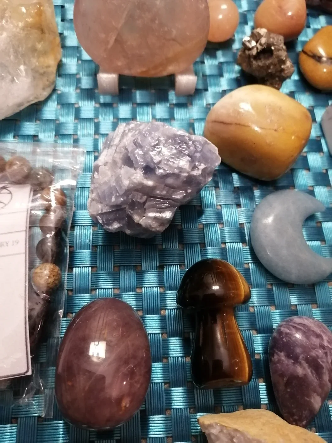 Crystal Collection - Assorted image indicator(4)