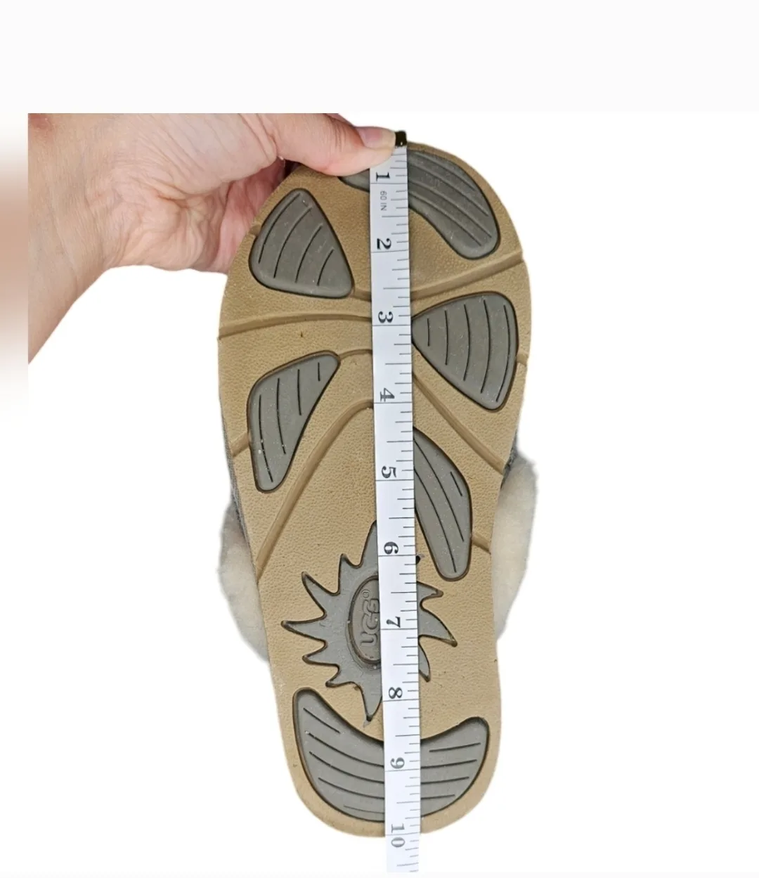 UGG Women's Grey Cable Knit Slippers w Sheepskin Lining size 5 image indicator(6)