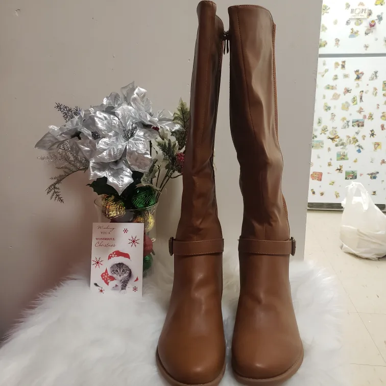 Brand new Women's  Elastic Low Flat Heel Boot image indicator(2)