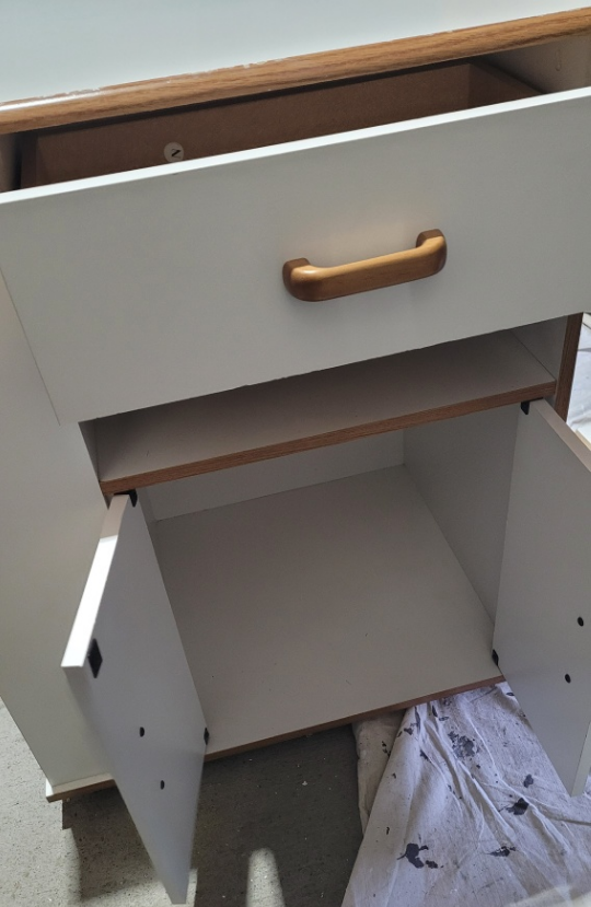 White Kitchen Cabinet with Doors and Drawers - photo 2