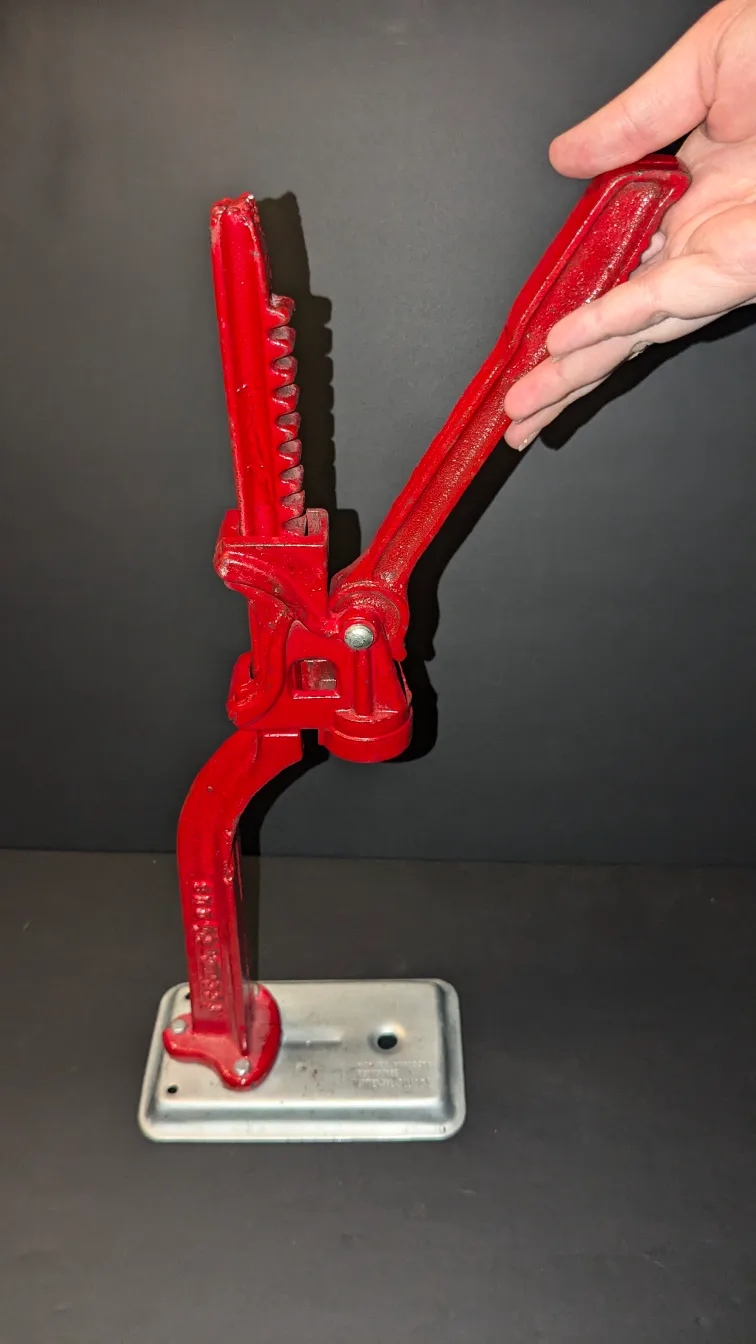 Vintage Cast Iron Bottle Capper/Corker - Canada Made - OBO image indicator(2)