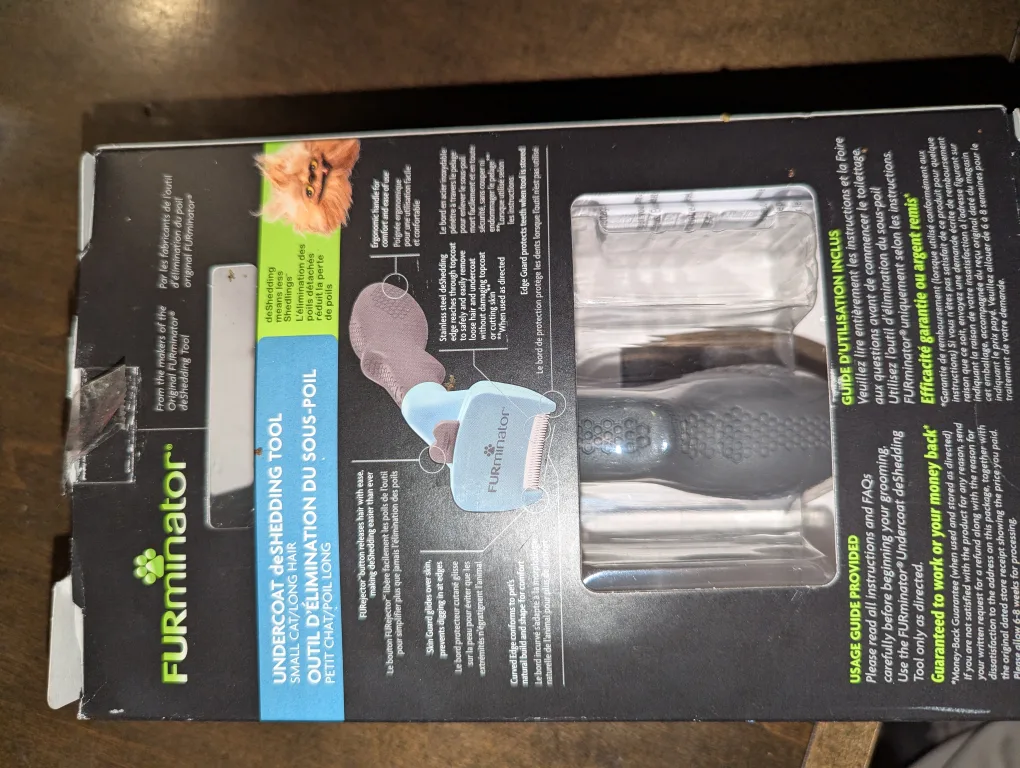 Furminator Undercoat Deshedding Tool for Small Cats image indicator(3)