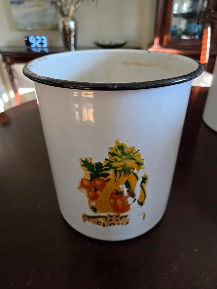 Vintage Enamelware Set/Individually Priced in Description image indicator(9)