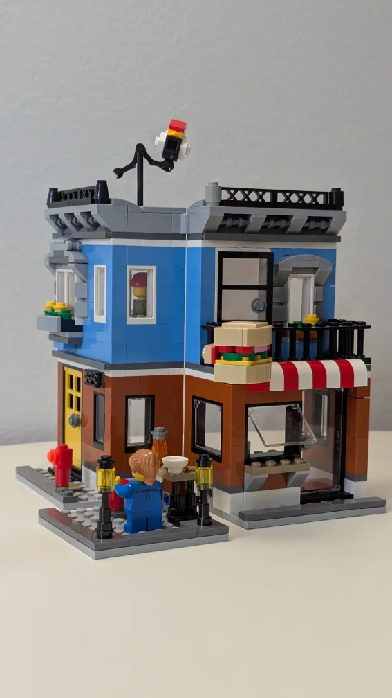 LEGO Creator 3-in-1 Corner Deli 31050 thumbnail