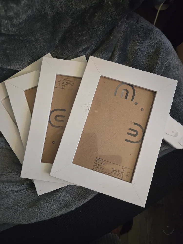 5 IKEA White Picture Frames image indicator(2)