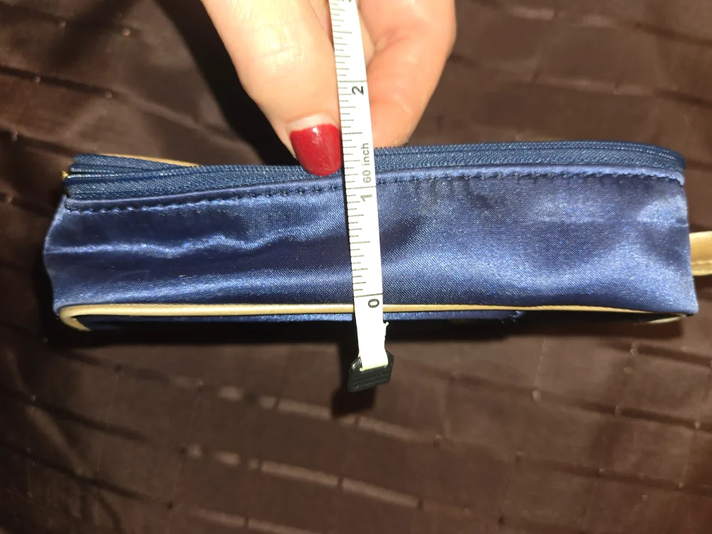 Dior Parfums /Makeup Bag image indicator(9)