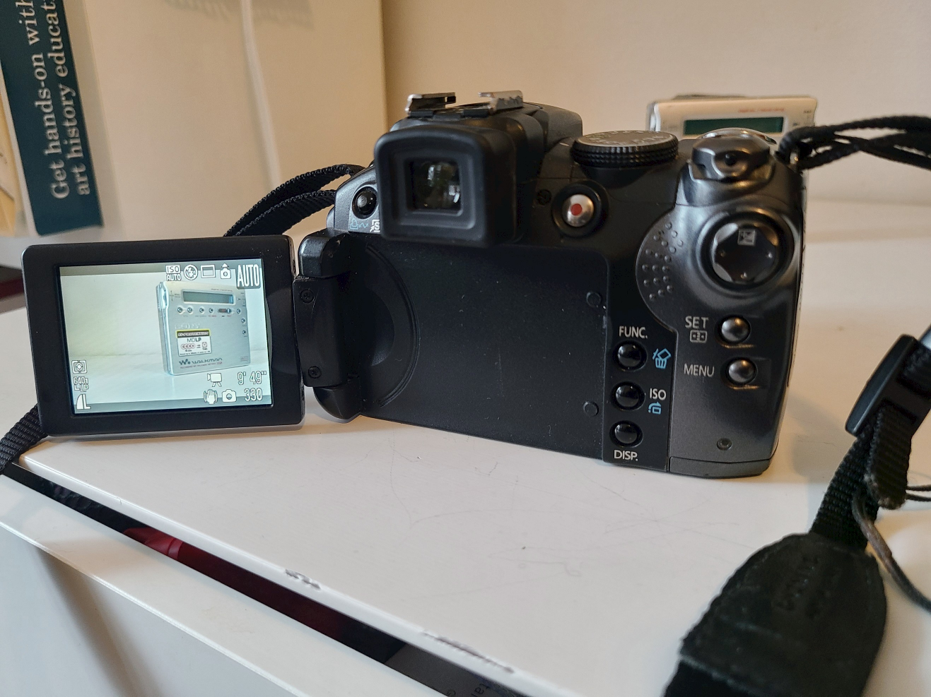 Canon PowerShot S5 IS 8MP Digital Camera - photo 3