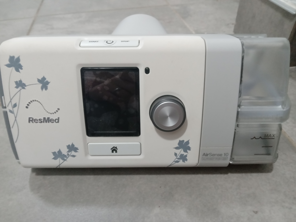 ResMed AirSense 10 AutoSet CPAP Machine with Carrying Case
