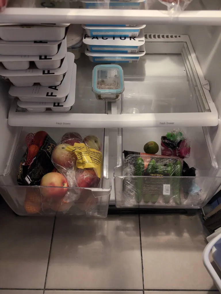 Frigidaire Refrigerator image indicator(9)