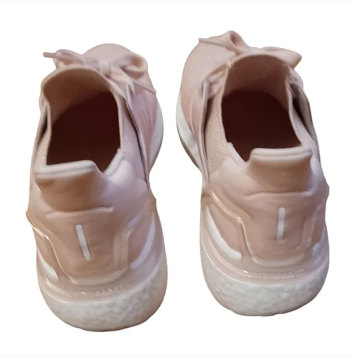 Pink Adidas size 8.5 image indicator(3)
