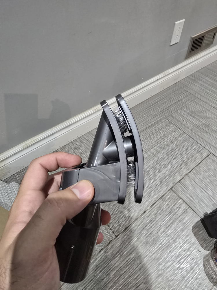 Quick Release Dyson Pet Grooming Tool - photo 4