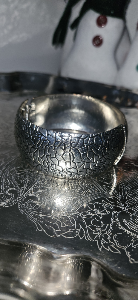 Silver Tone Wide Cuff Bracelet - photo 3