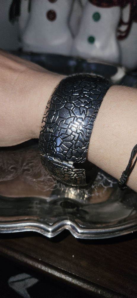 Silver Tone Wide Cuff Bracelet - photo 4