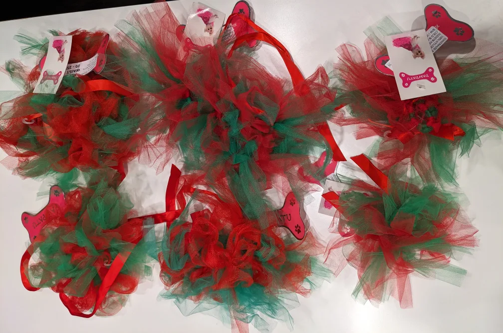 Pawpatu Dog xmas tutu - Red & Green small and medium image indicator(2)