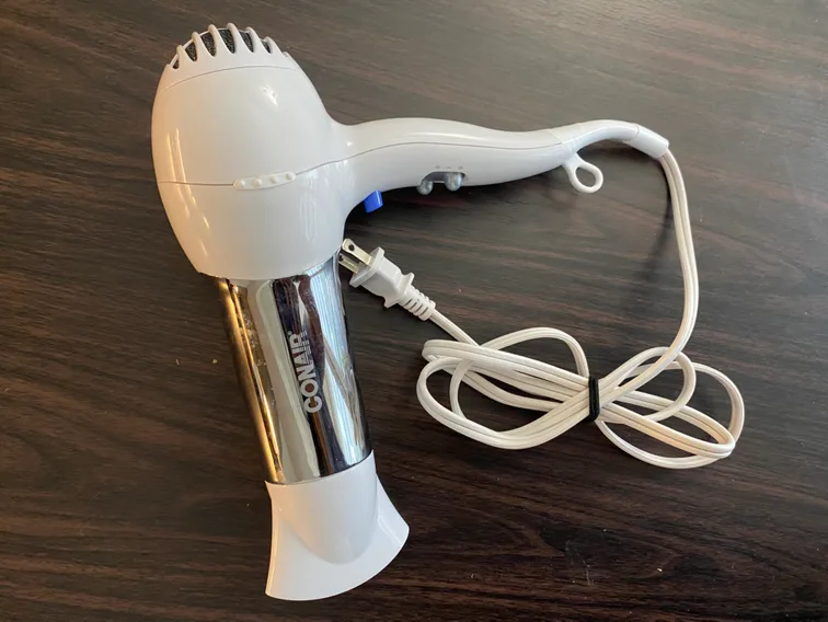 CONAIR Hair Dryer Pro Shine Ionic Chrome image indicator(3)