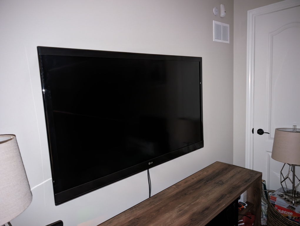 electronics - photo 2