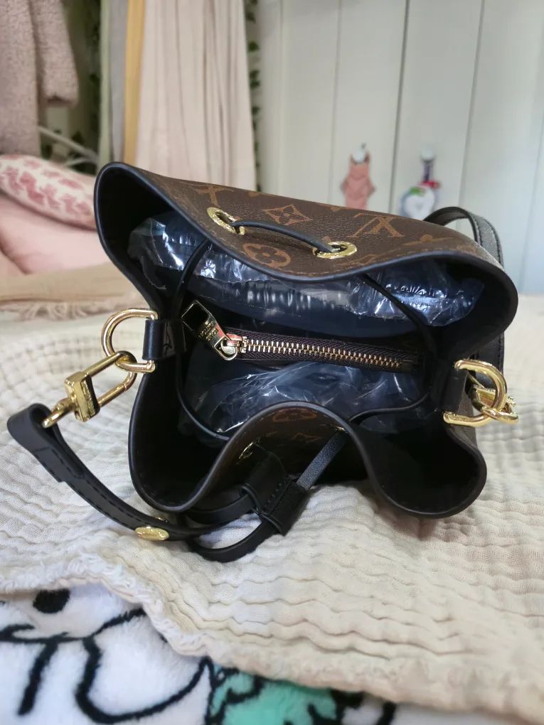 Bucket Bag Purse (Small) image indicator(5)