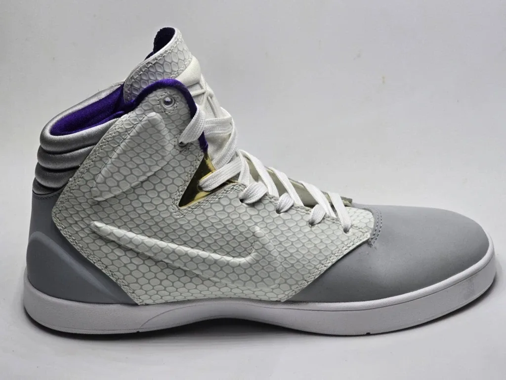 Nike Kobe 9 NSW Lifestyle Size 7.5 image indicator(3)