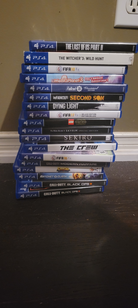 PS4 Console with Games and Controllers - photo 3