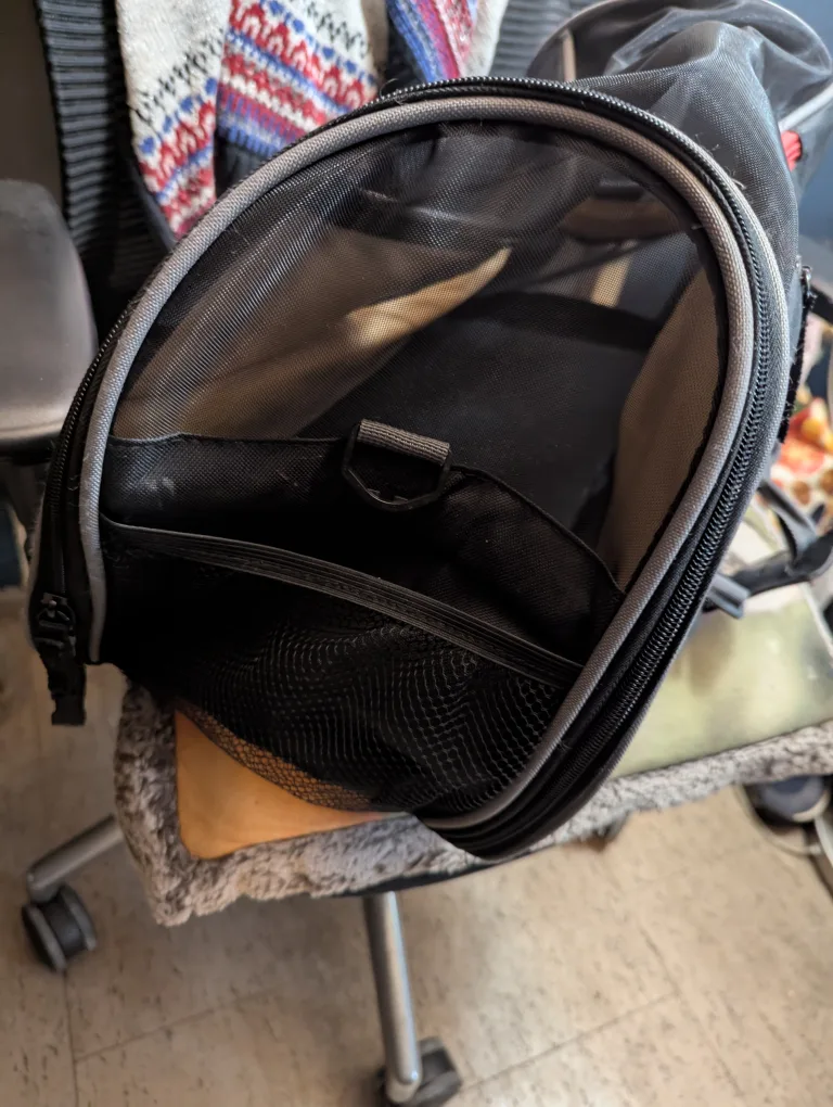 Bergan Pet Carrier image indicator(2)