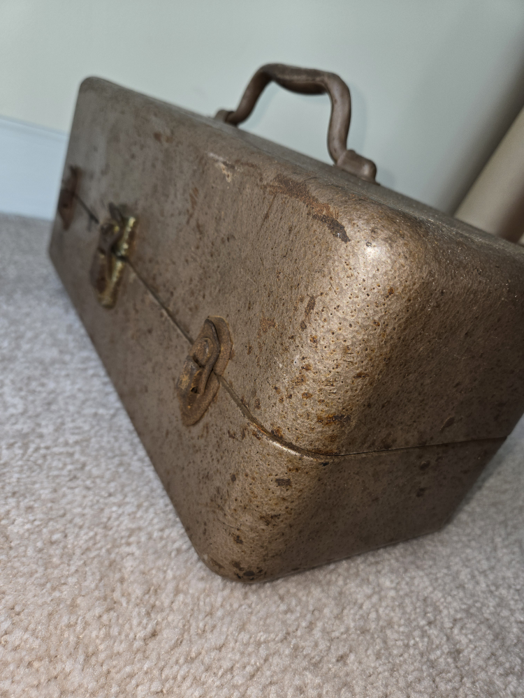 Vintage My Buddy Metal Tackle Box - photo 5