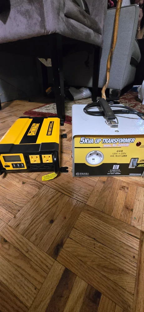 Dewalt 1000w inverter, 5Kva Up Transformer image indicator(5)