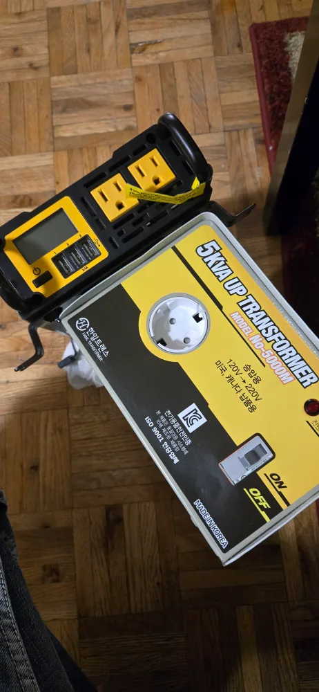 Dewalt 1000w inverter, 5Kva Up Transformer image indicator(6)