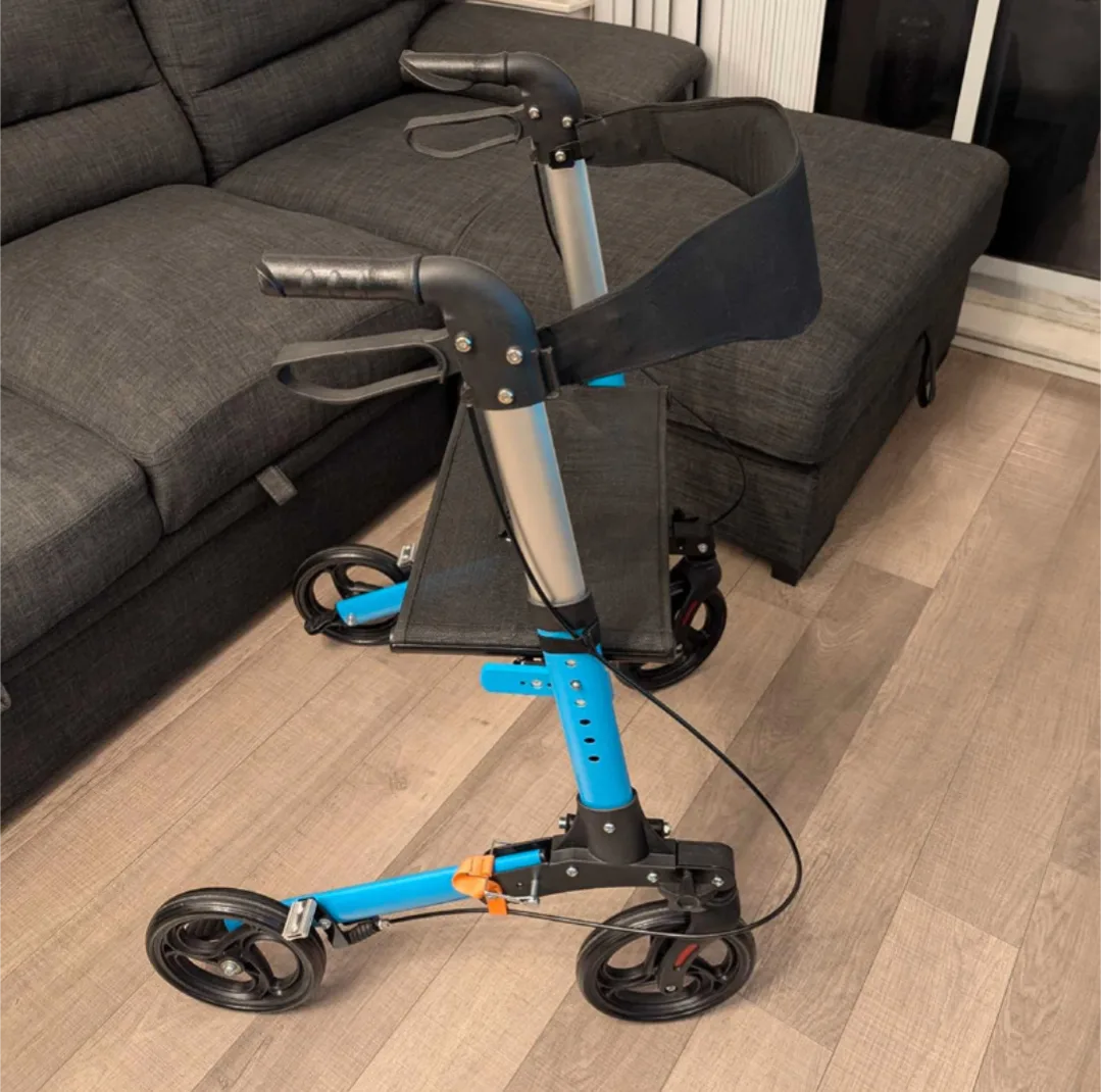 Folding Walker with Seat and Brakes image indicator(3)
