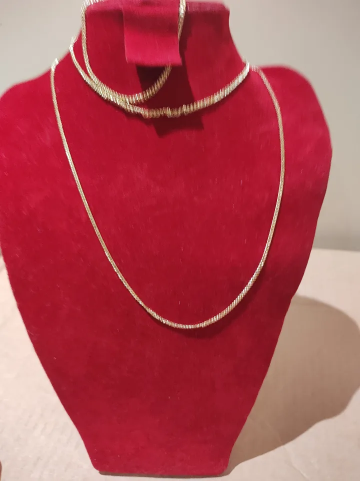 Gold Snake Chain Necklace image indicator(3)