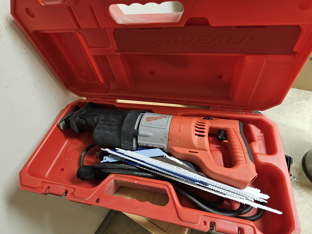 Milwaukee Heavy-Duty Sawzall