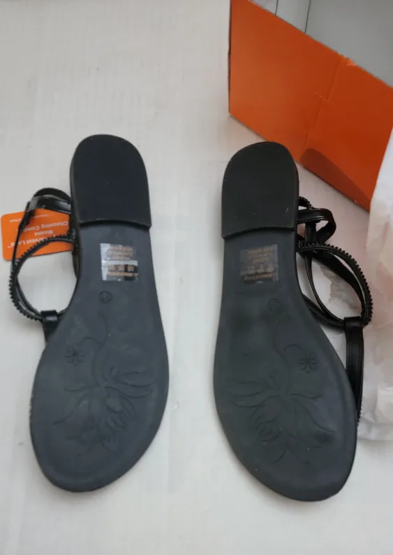 Harvest Land Women's Sparkly Gladiator T-Strap Sandals image indicator(9)