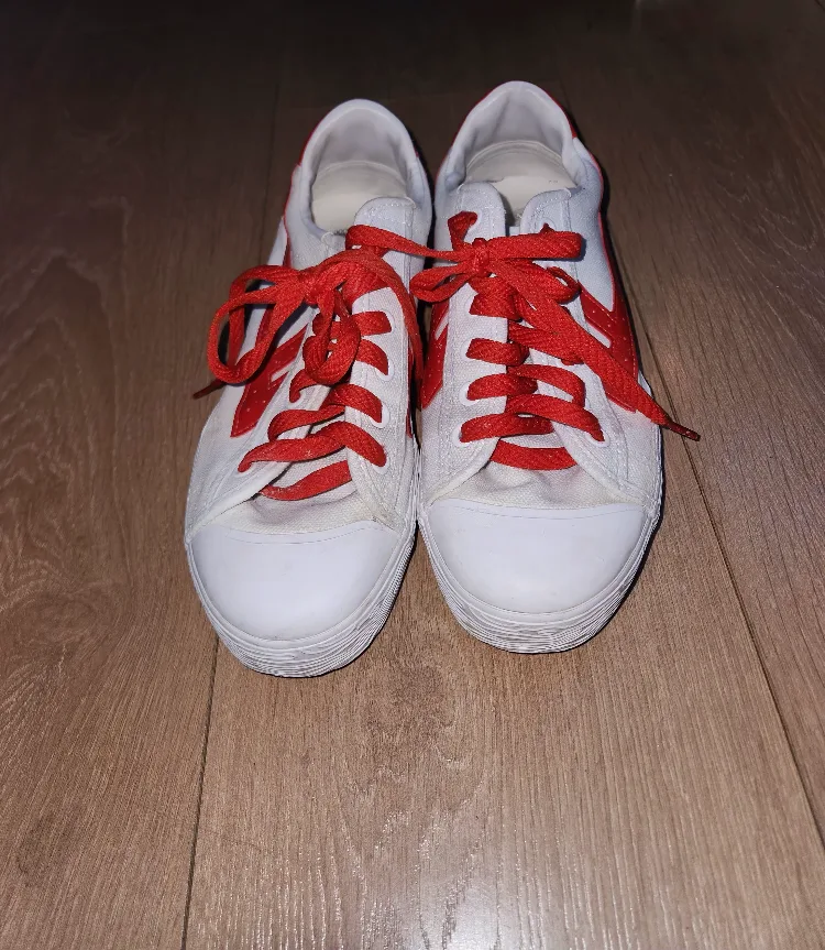 Warrior Pozi Red & White Sneakers image indicator(2)