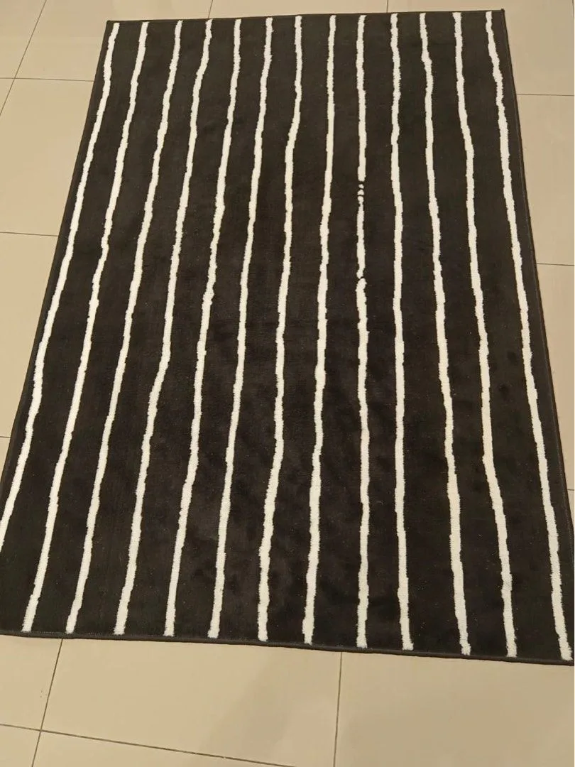 Black and White Striped Rug image indicator(5)