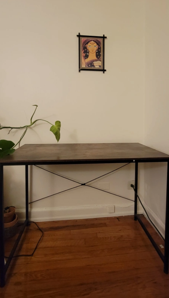 Office work desk - photo 2