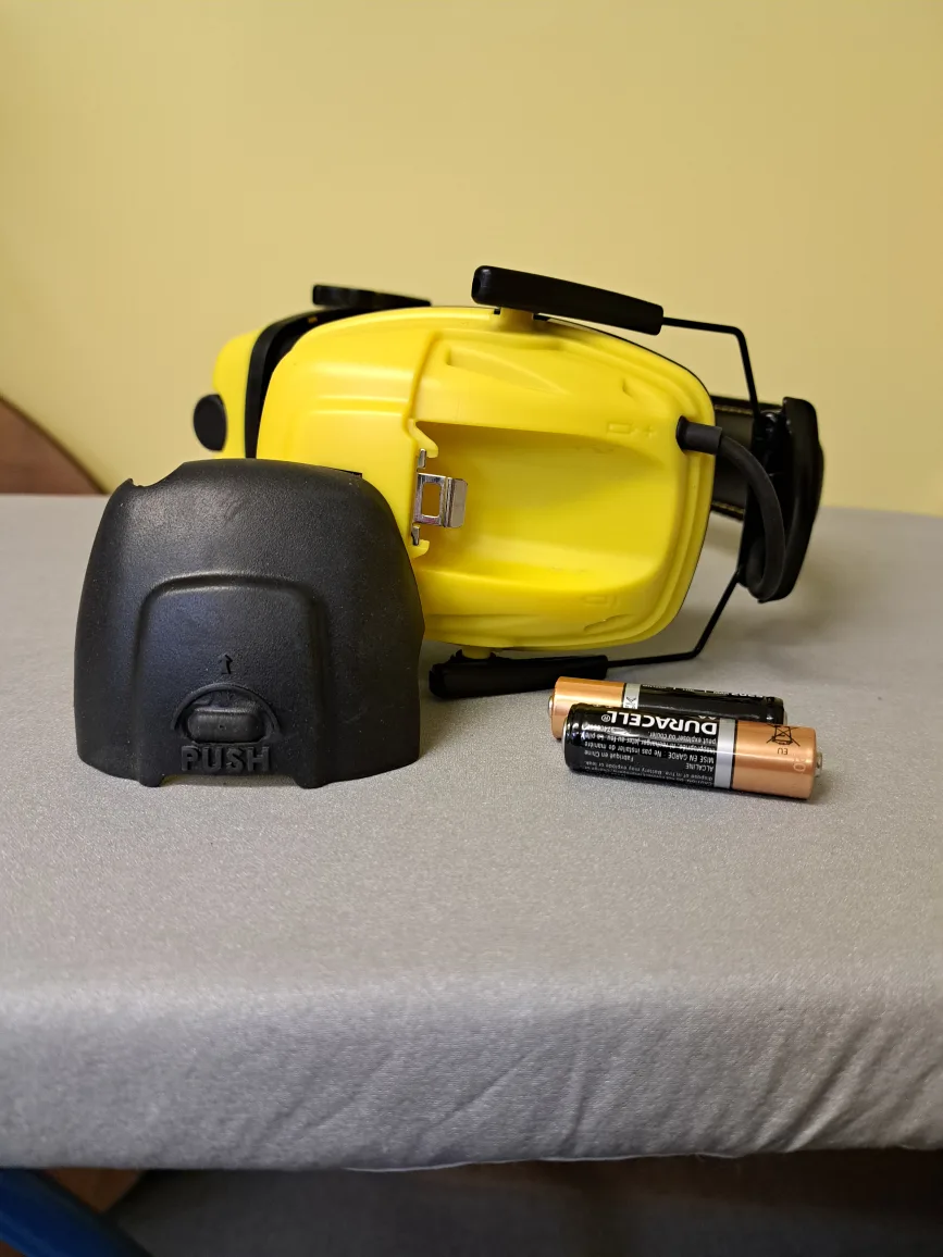 Stanley Radio Headphones image indicator(3)