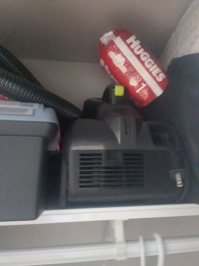 BISSELL AeroSwift Compact Vacuum - photo 2
