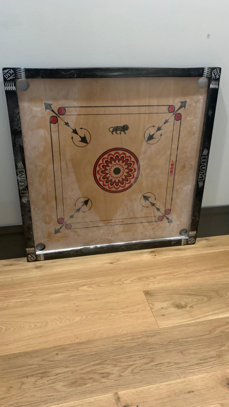 Carrom Board Game