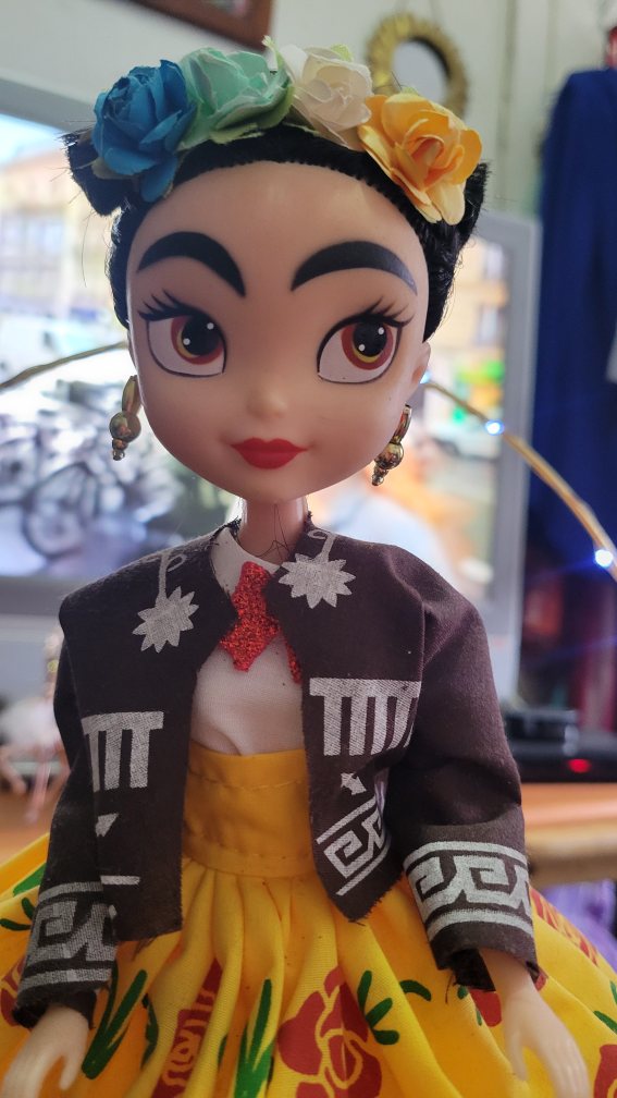 Frida Kahlo Doll with Lights - photo 4