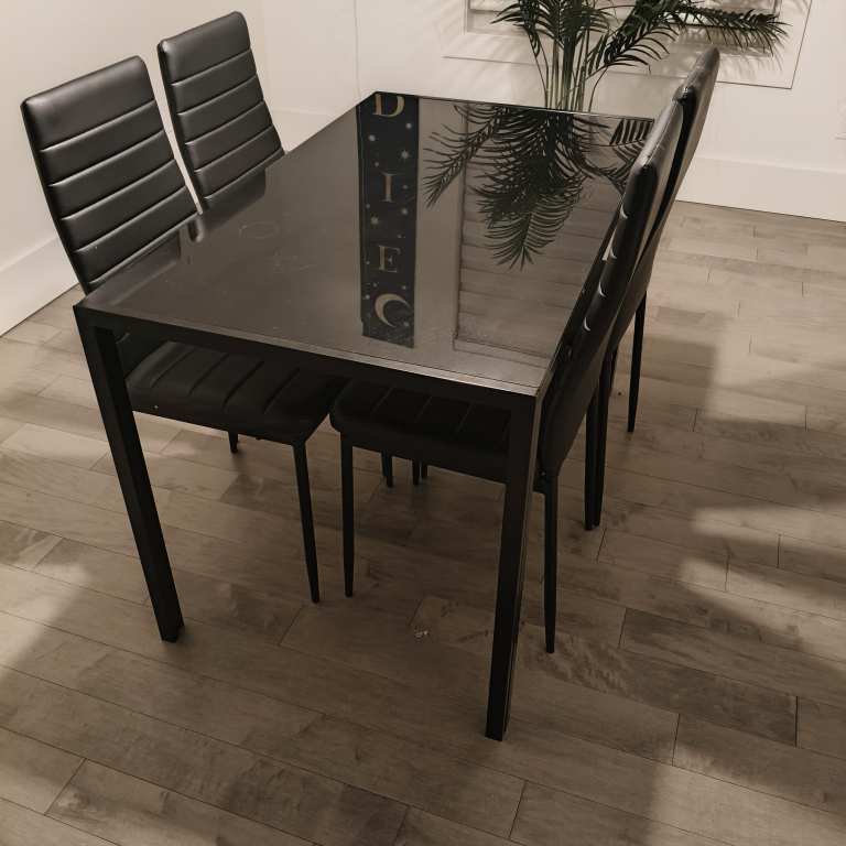 4 chair Dining Table
