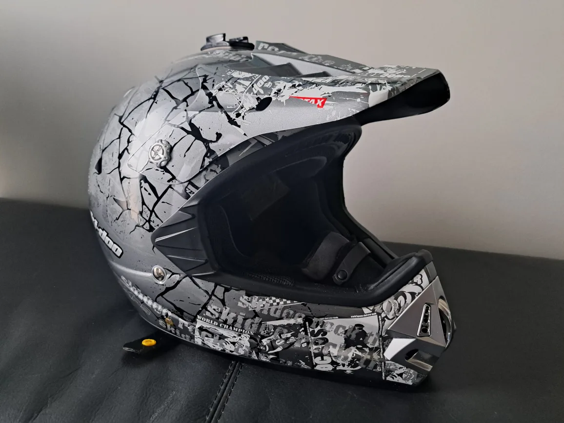 Snowmobile Helmets image indicator(8)