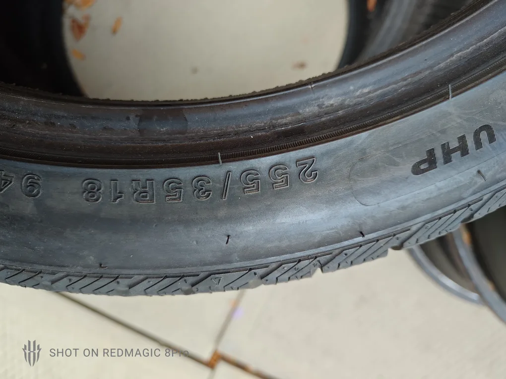 Set of 2 Used Winter Tires image indicator(4)