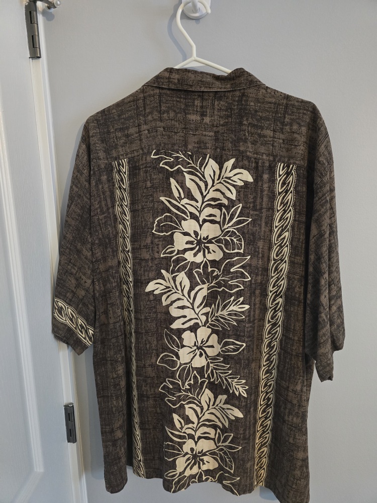 Tommy  Bahama mens xl shirts $45 each - photo 4