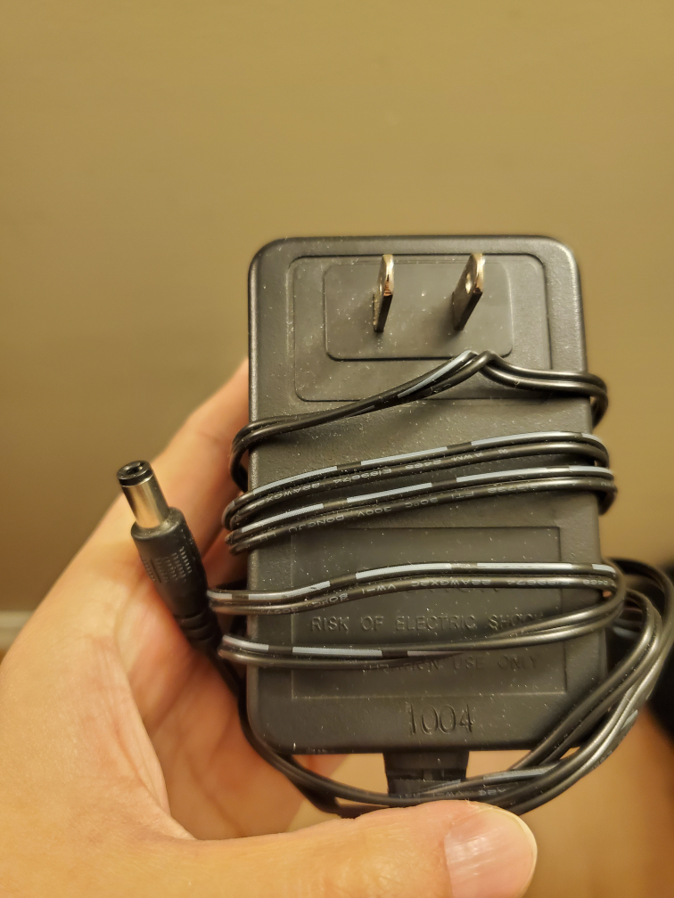 AC/DC Adaptor - photo 2