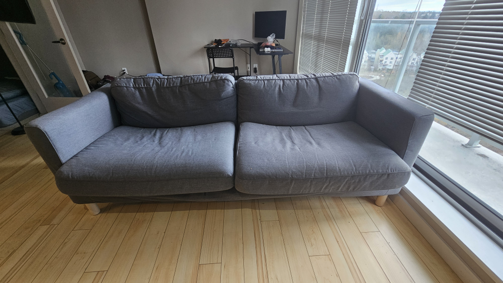 ikea sofa - photo 2