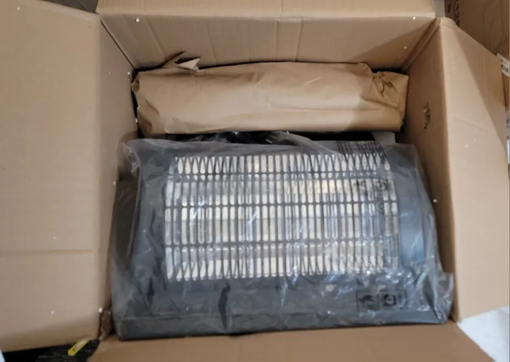 iPower Standing Electric Patio Heater, 750W/1500W Outdoor Winter image indicator(7)