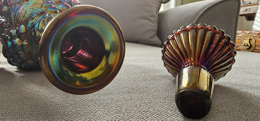 Vintage Indiana Grape Decanter image indicator(3)