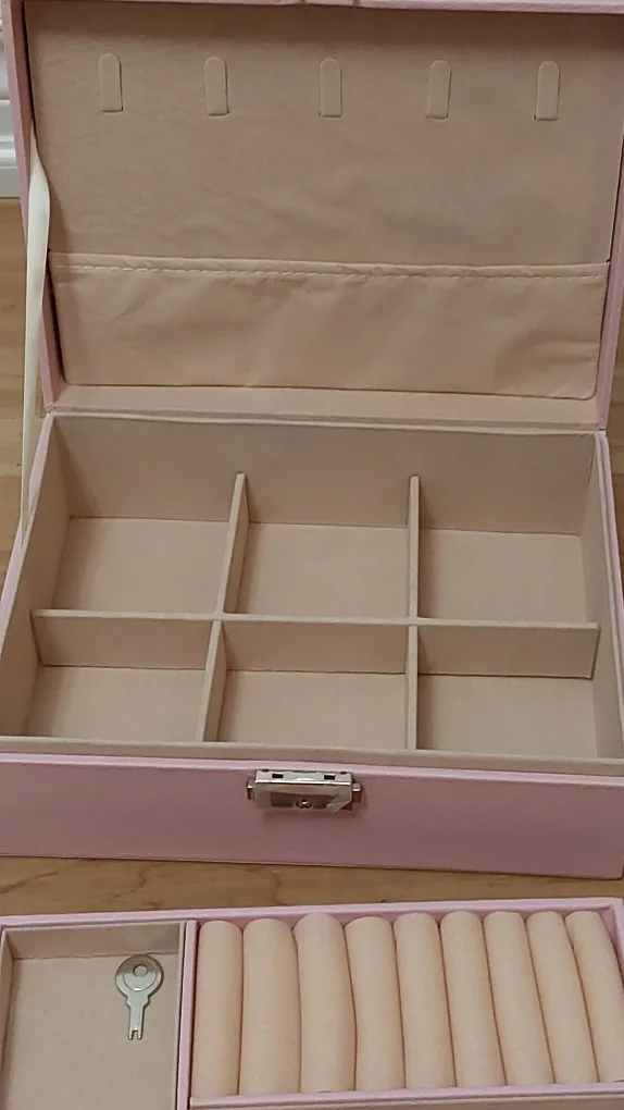 BNIB Double layer Pink Jewelry Box image indicator(3)