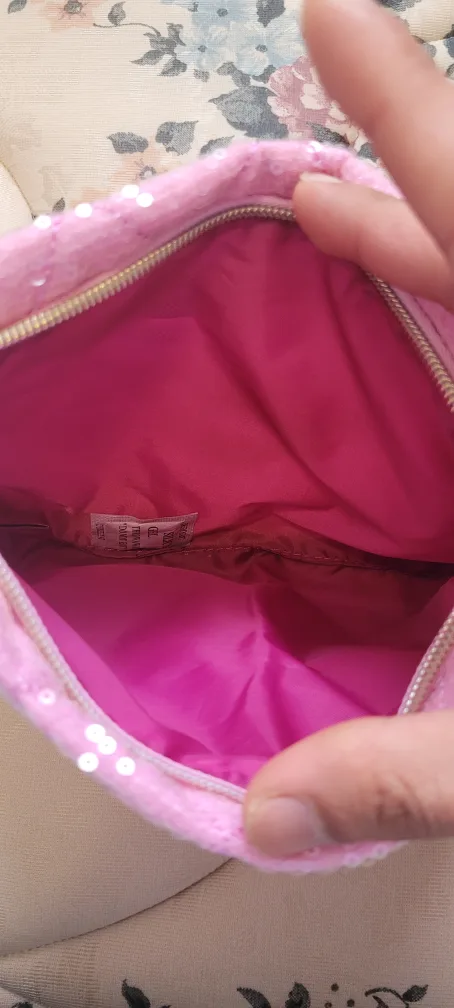 victoria secret pouch image indicator(3)